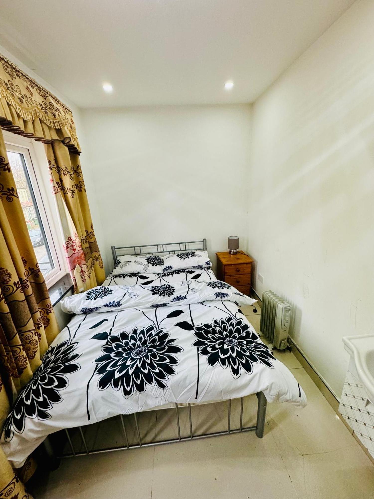 The Great Falcon Accommodation London Ngoại thất bức ảnh